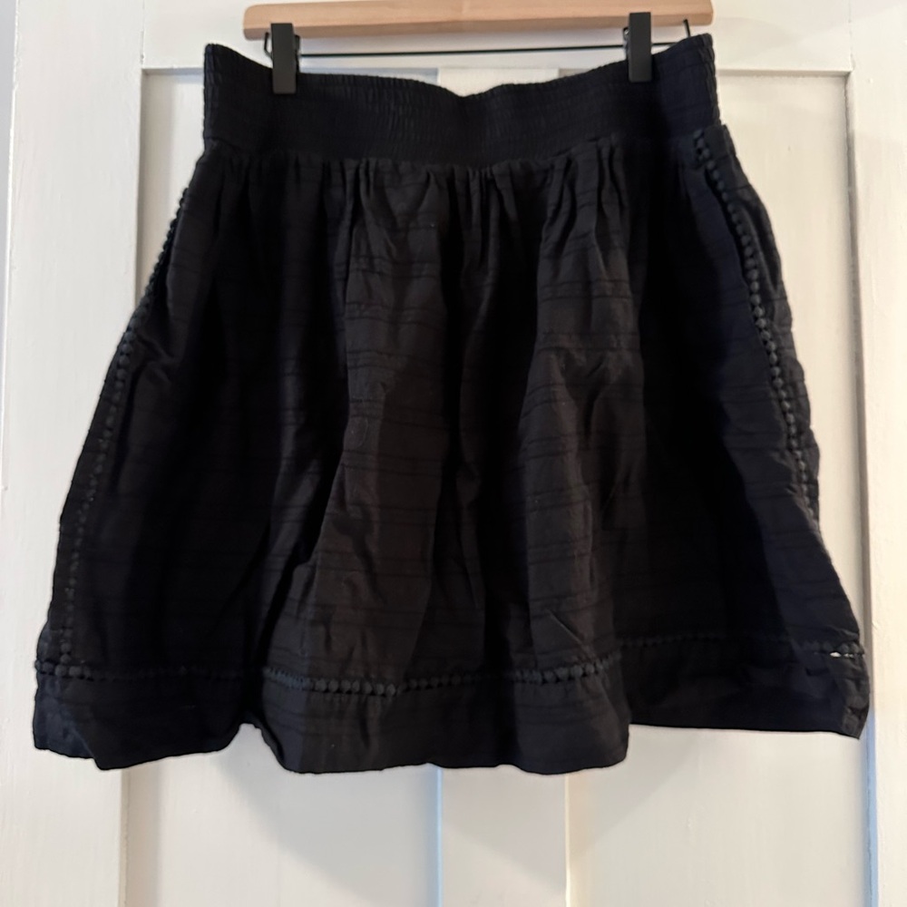 Mountain Khakis Black Bubble Mini Skirt